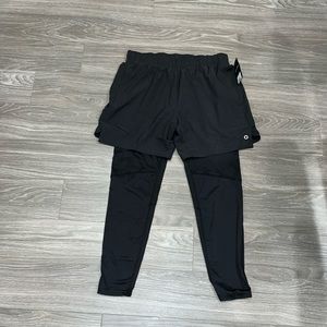 Skora shorts with leggings. Size L. NWT
